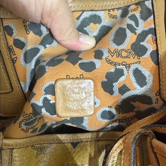 MCM Reversible Cognac Tote - Picture 7 of 7